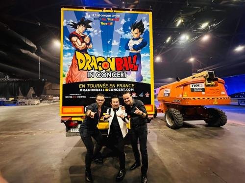 Robin Rongy et Xavier Dupas avec Hiroki TAKAHASHI, chanteur officiel DRAGON BALL.
